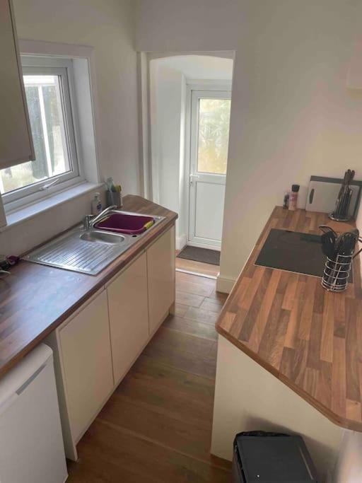 Modern 2 Bedroom Terraced House Dover Kültér fotó